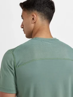 Men's ADV Essence Short-Sleeve Tee