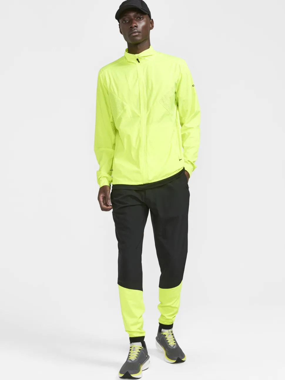MEN'S ADV ESSENCE WIND JACKET - Flumino