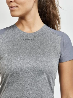 WOMENS ADV ESSENCE SS SLIM TEE